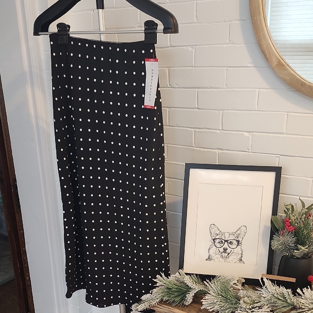 Aeropostale Black Polka Dot Skirt, Xs